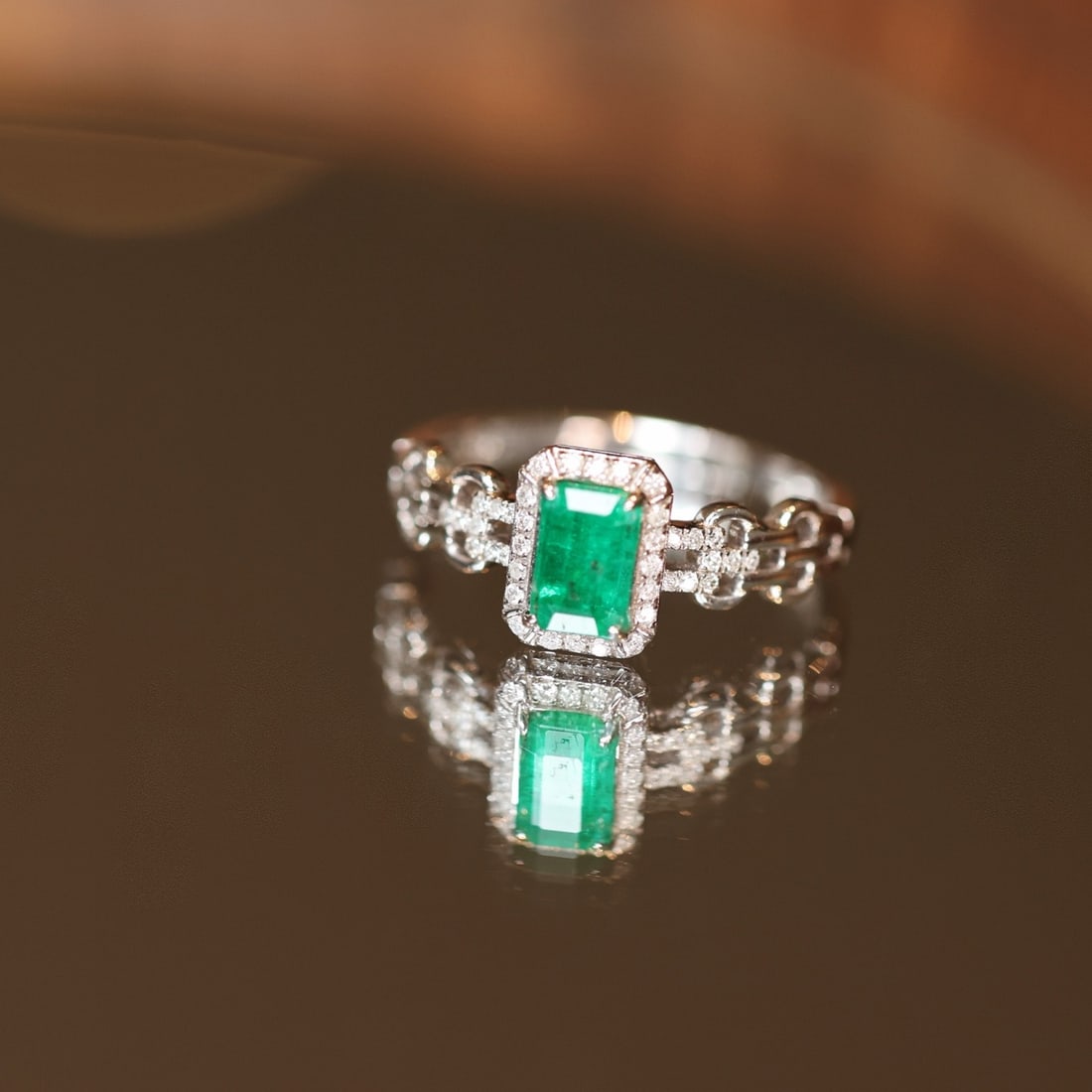 14k Gold 0.47 Ctw Natural Emerald & Diamond Ring - 7
