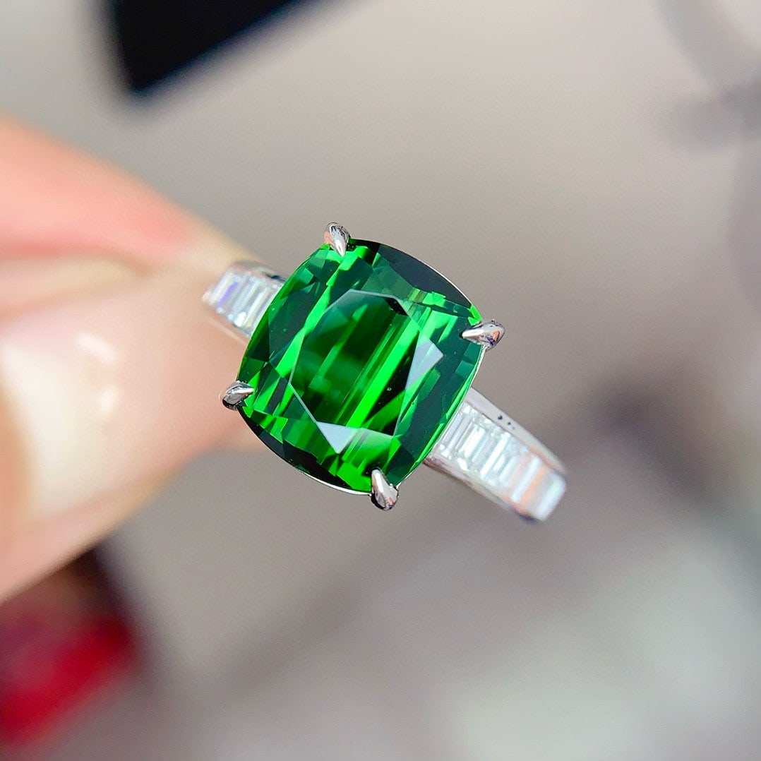 14k Gold 4.5 Ct Natural Tourmaline & Diamond Ring - 2