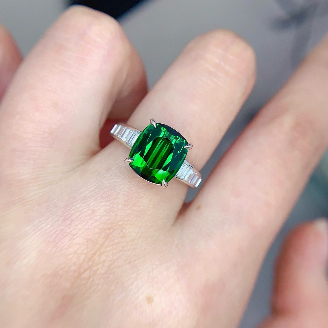 14k Gold 4.5 Ct Natural Tourmaline & Diamond Ring - 4