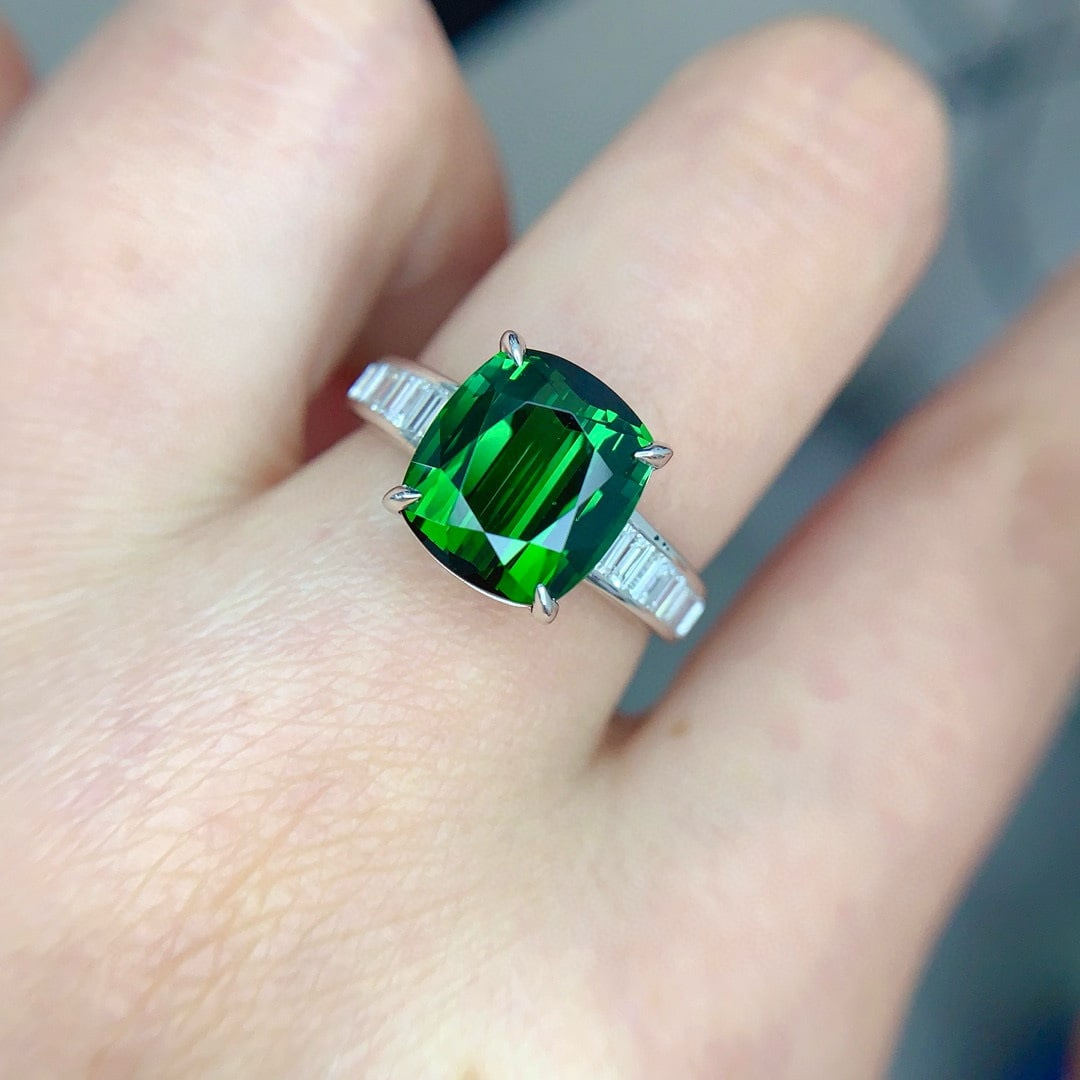 14k Gold 4.5 Ct Natural Tourmaline & Diamond Ring - 5