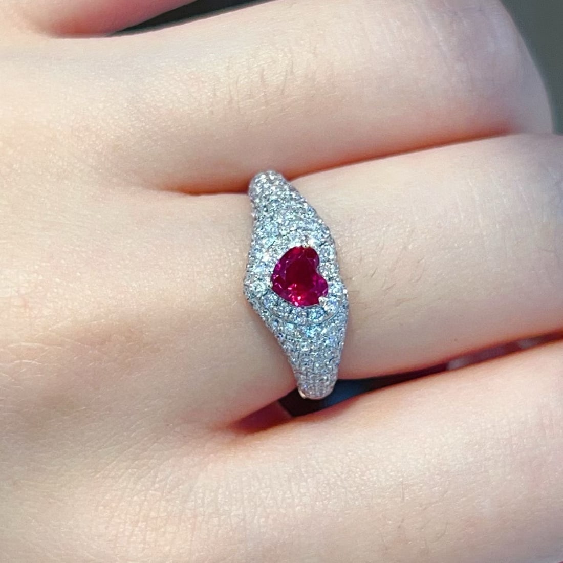 14k Gold 1.25 Ctw Natural Ruby & Diamond Ring - 5