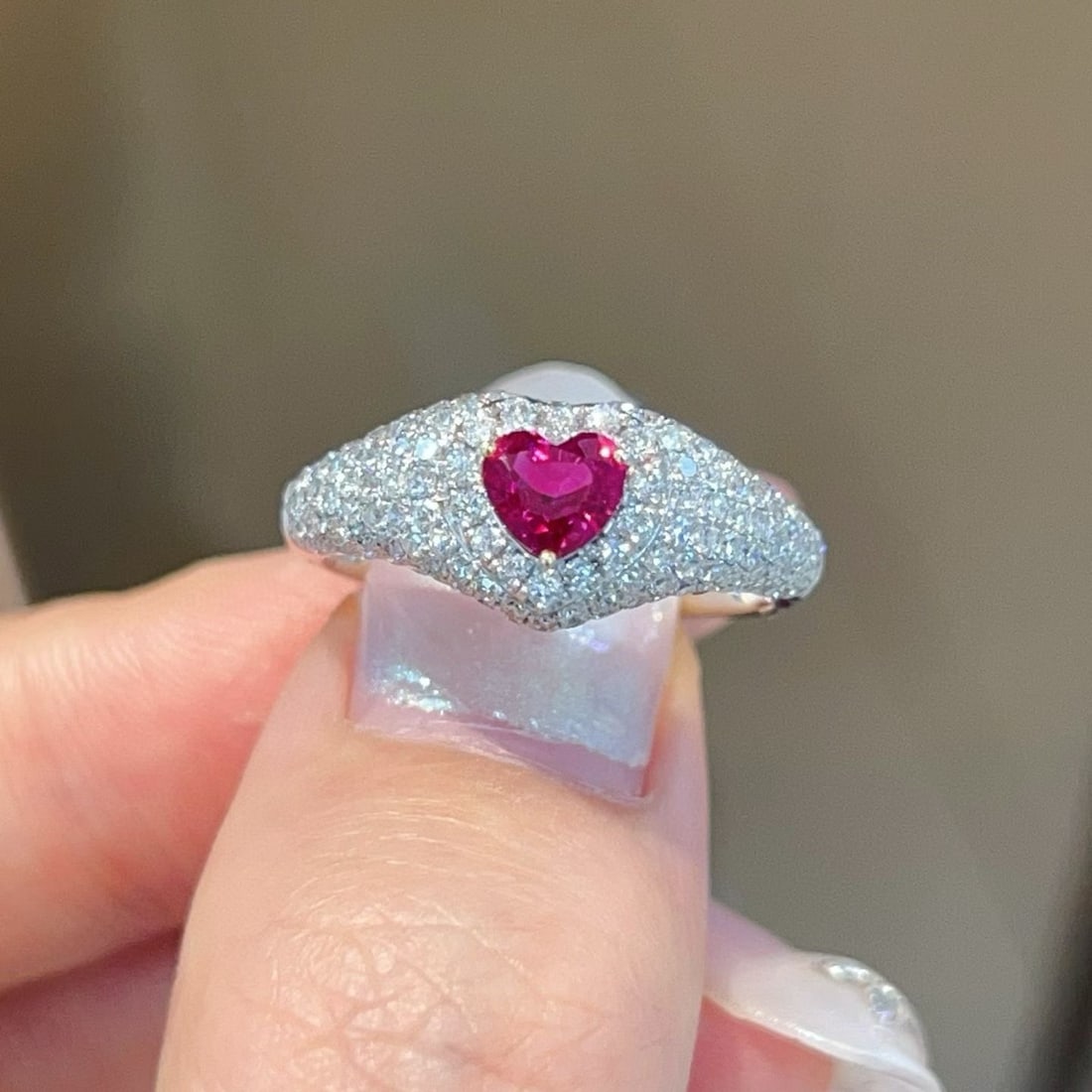 14k Gold 1.25 Ctw Natural Ruby & Diamond Ring - 6