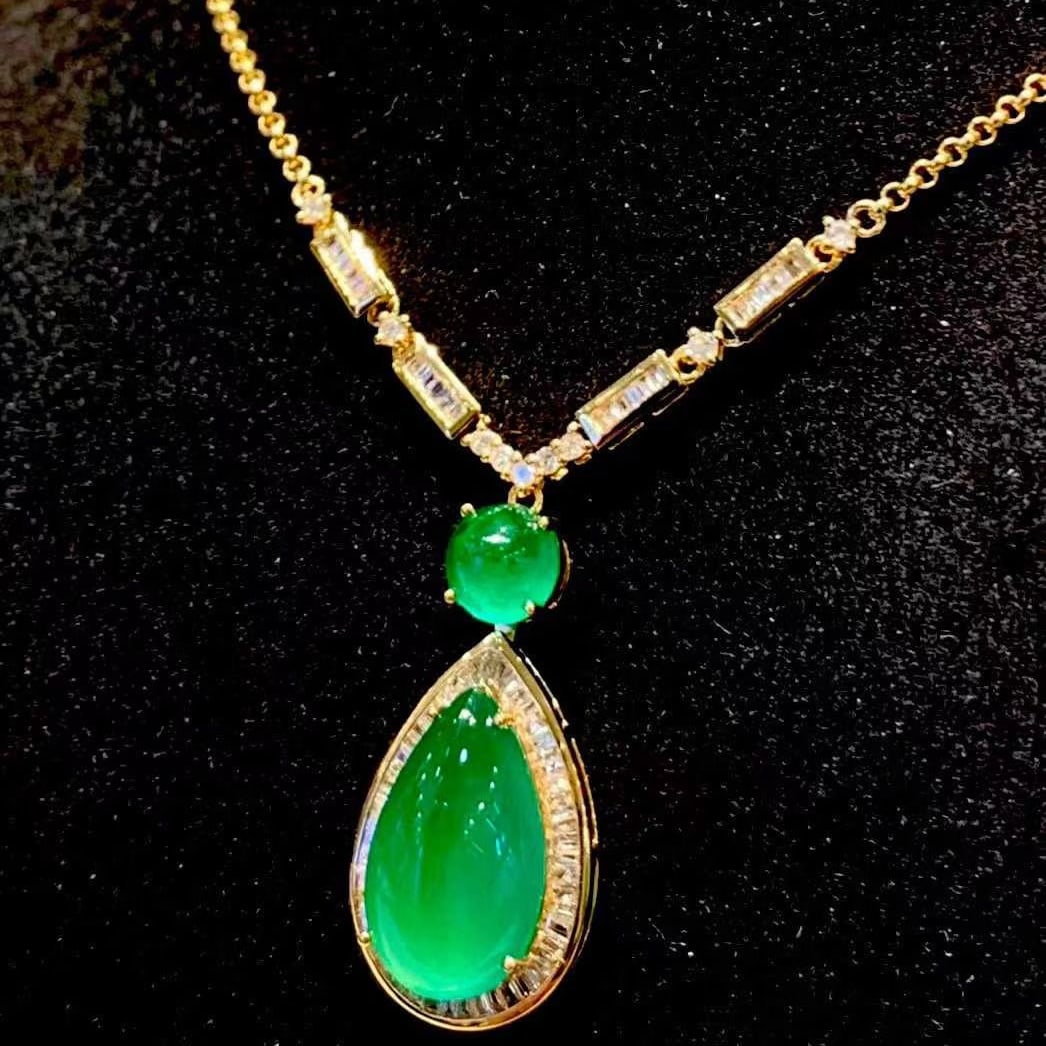 14k Gold 4.69 Ct Natural Emerald & Diamond Necklace - 2