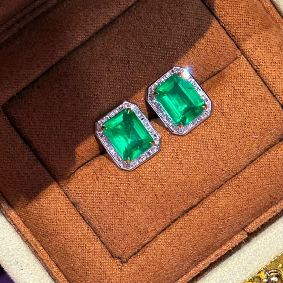 14k Gold 3.7 Ct Natural Emerald & Diamond Earrings - 2