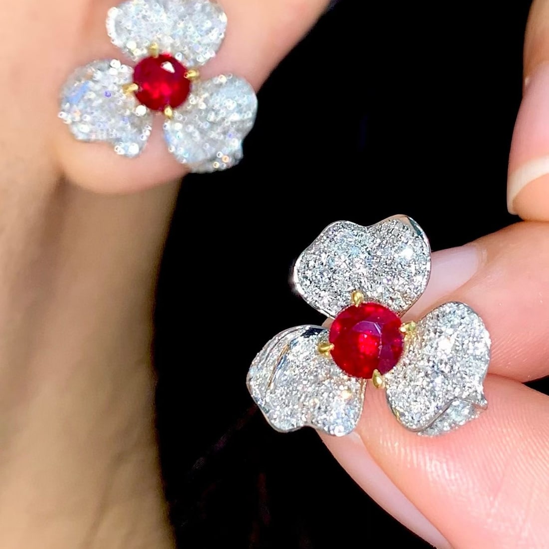 14k Gold 1.3 Ct Natural Ruby & Diamond & Flowers Earrings - 5
