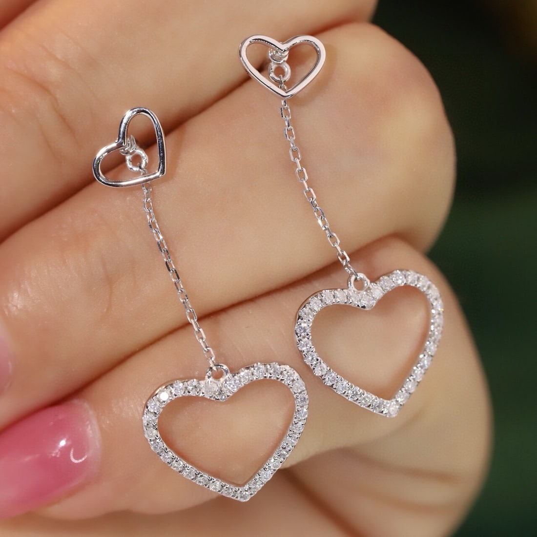 14k Gold 0.3 Ct Natural H Diamond Earrings: Ref:231159240 // gold content:14k gold // main gemstone:diamond // shape:round // carat weight:0. 3ct // clarity grade:vs-si // color:h // treatment:natural // cut grade:g // Condition: New Low