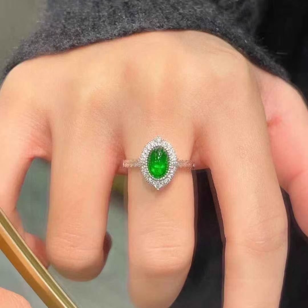 14k Gold 1.56 Ctw Vivid Green Natural Emerald & Diamond Ring - 5