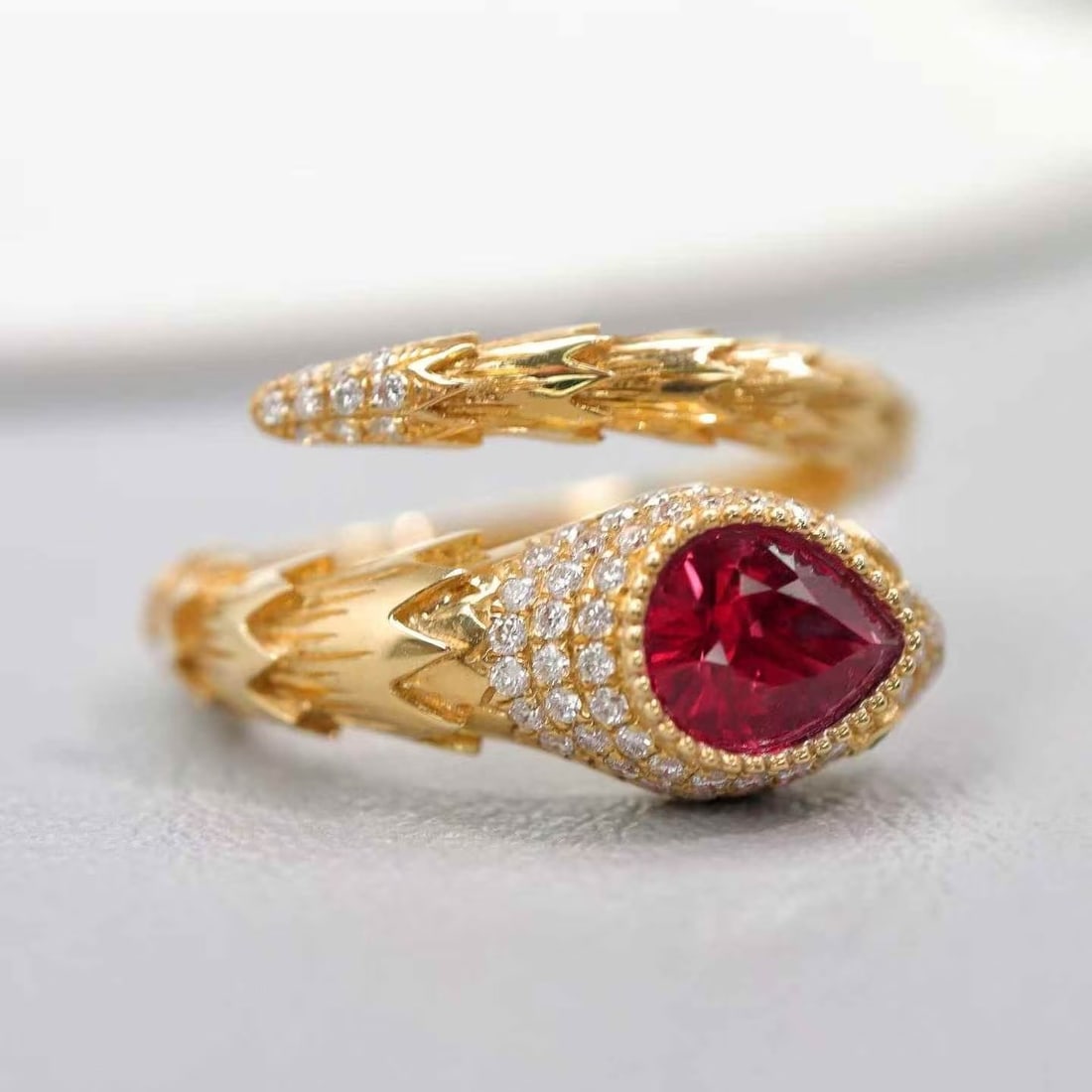 14k Gold 0.97 Ctw Natural Ruby & Diamond Ring - 2