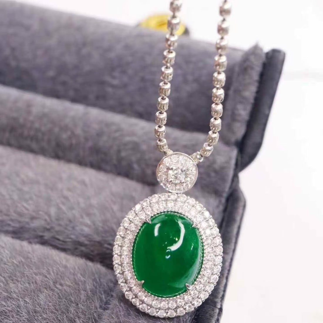 14k Gold 5.38 Ctw Vivid Green Natural Emerald & Diamond Pendant( Without Chain ) - 2