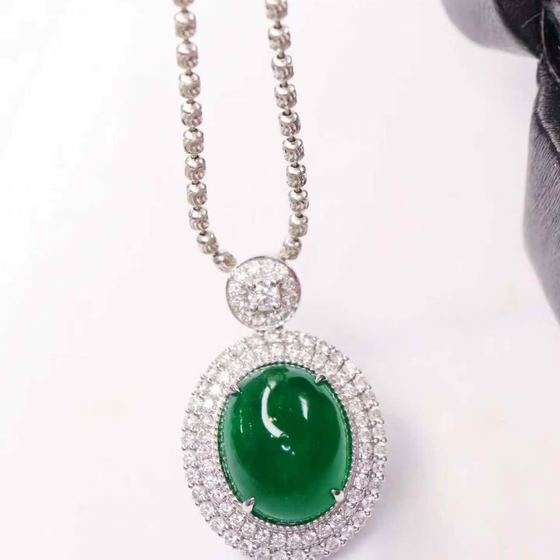 14k Gold 5.38 Ctw Vivid Green Natural Emerald & Diamond Pendant( Without Chain ) - 3