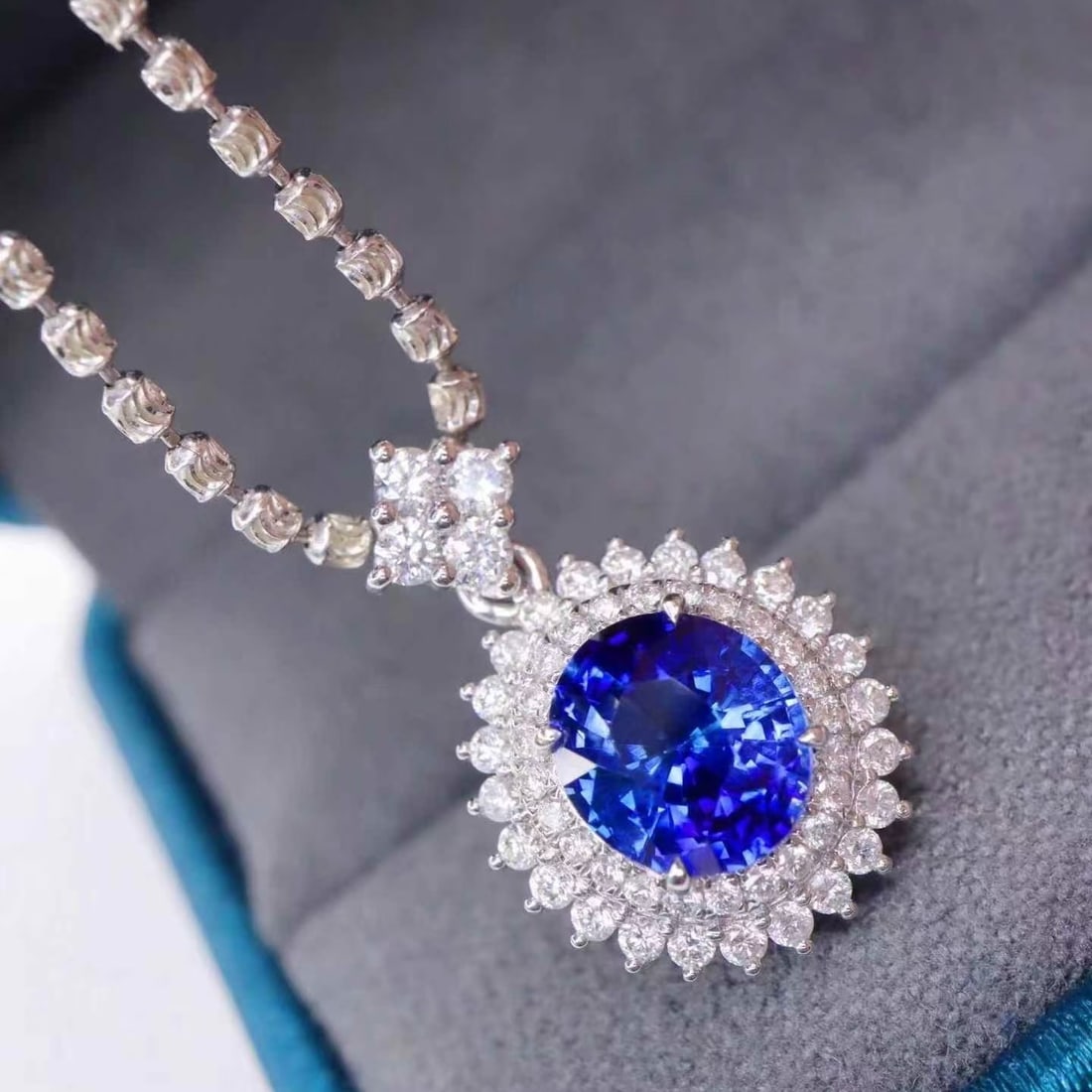 14k Gold 2.20 Ctw Natural Sapphire & Diamond Pendant( Without Chain ) - 2