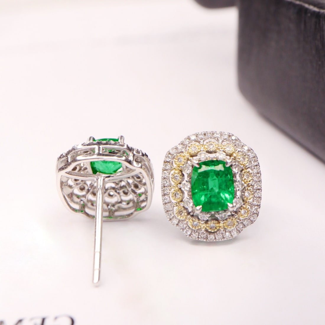 14k Gold 1.65 Ctw Vivid Green Natural Emerald & Diamond Earrings - 5