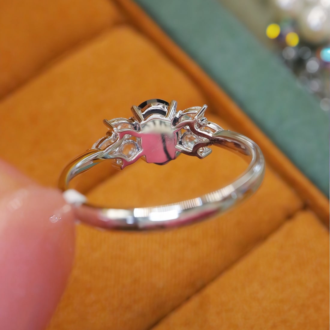 14k Gold 1.35 Ctw Natural Sapphire & Diamond Ring - 4