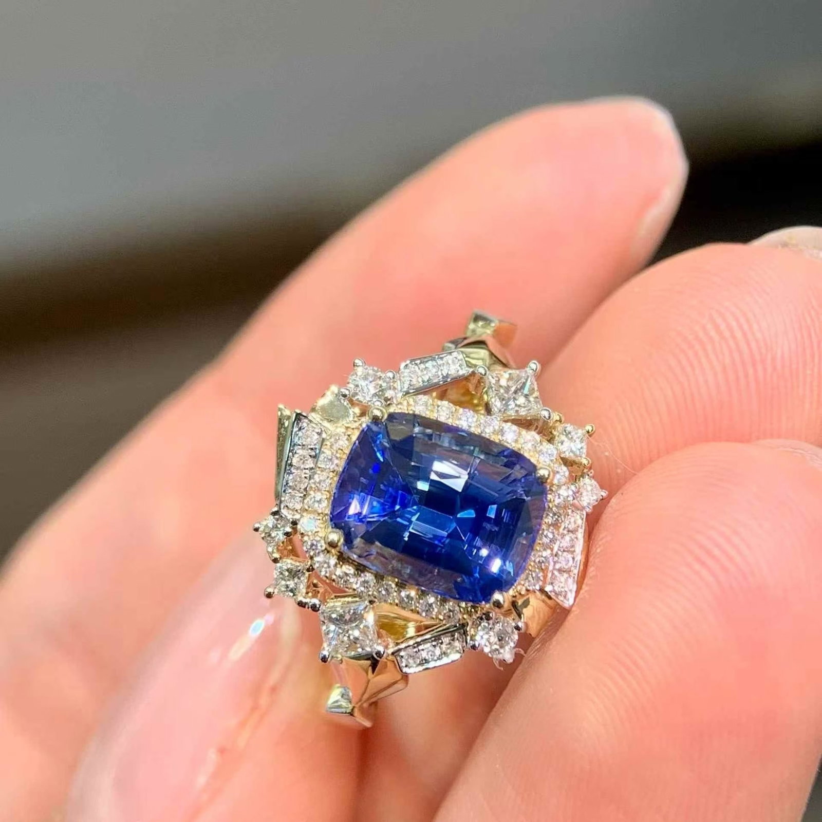 14k Gold 2.85 Ctw Natural Sapphire & Diamond Ring - 7