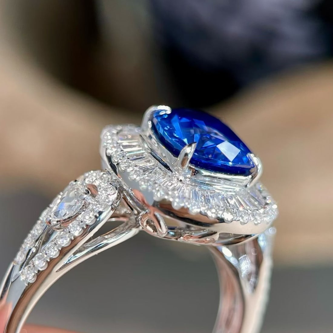 14k Gold 2.81 Ctw Natural Sapphire & Diamond Ring - 2