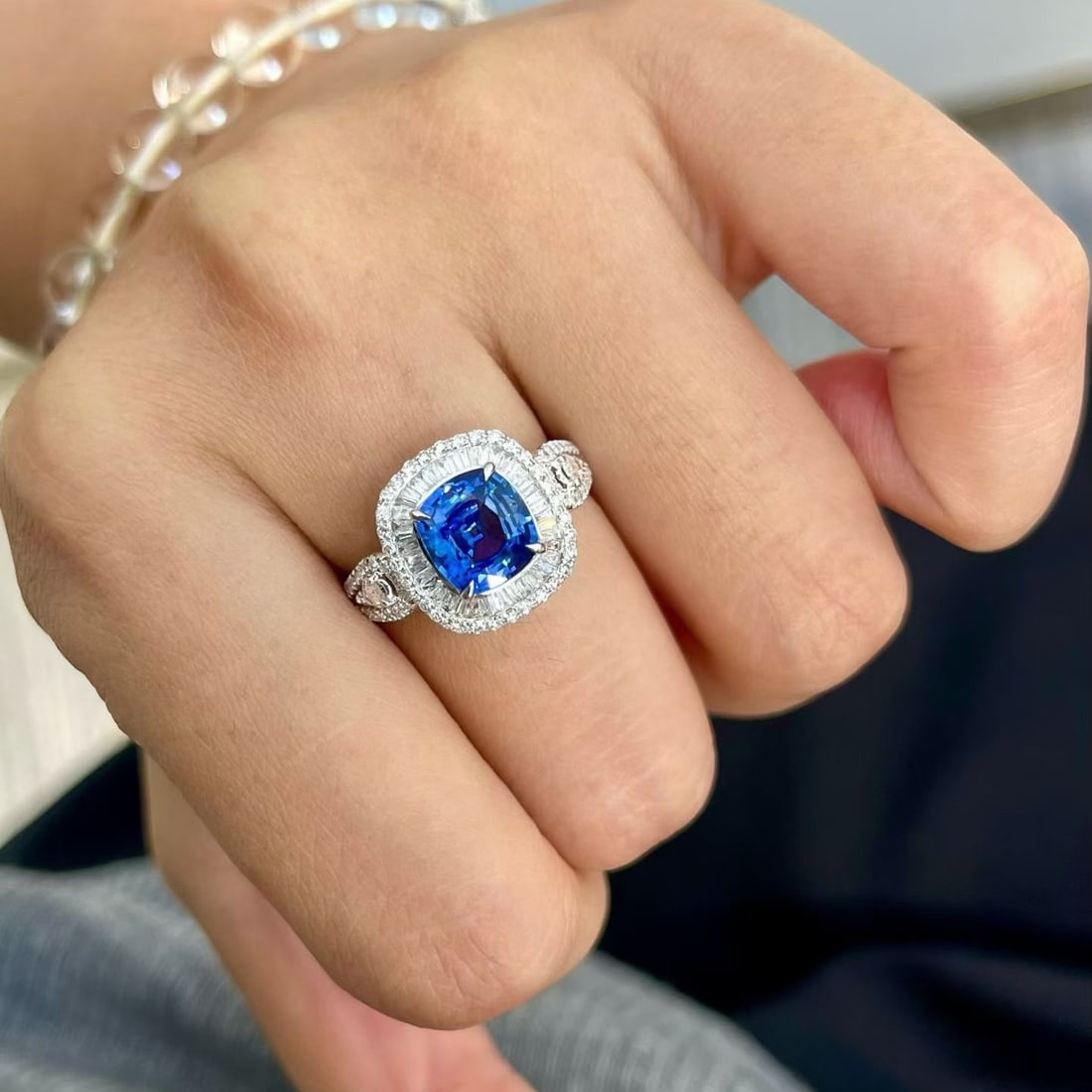 14k Gold 2.81 Ctw Natural Sapphire & Diamond Ring - 3