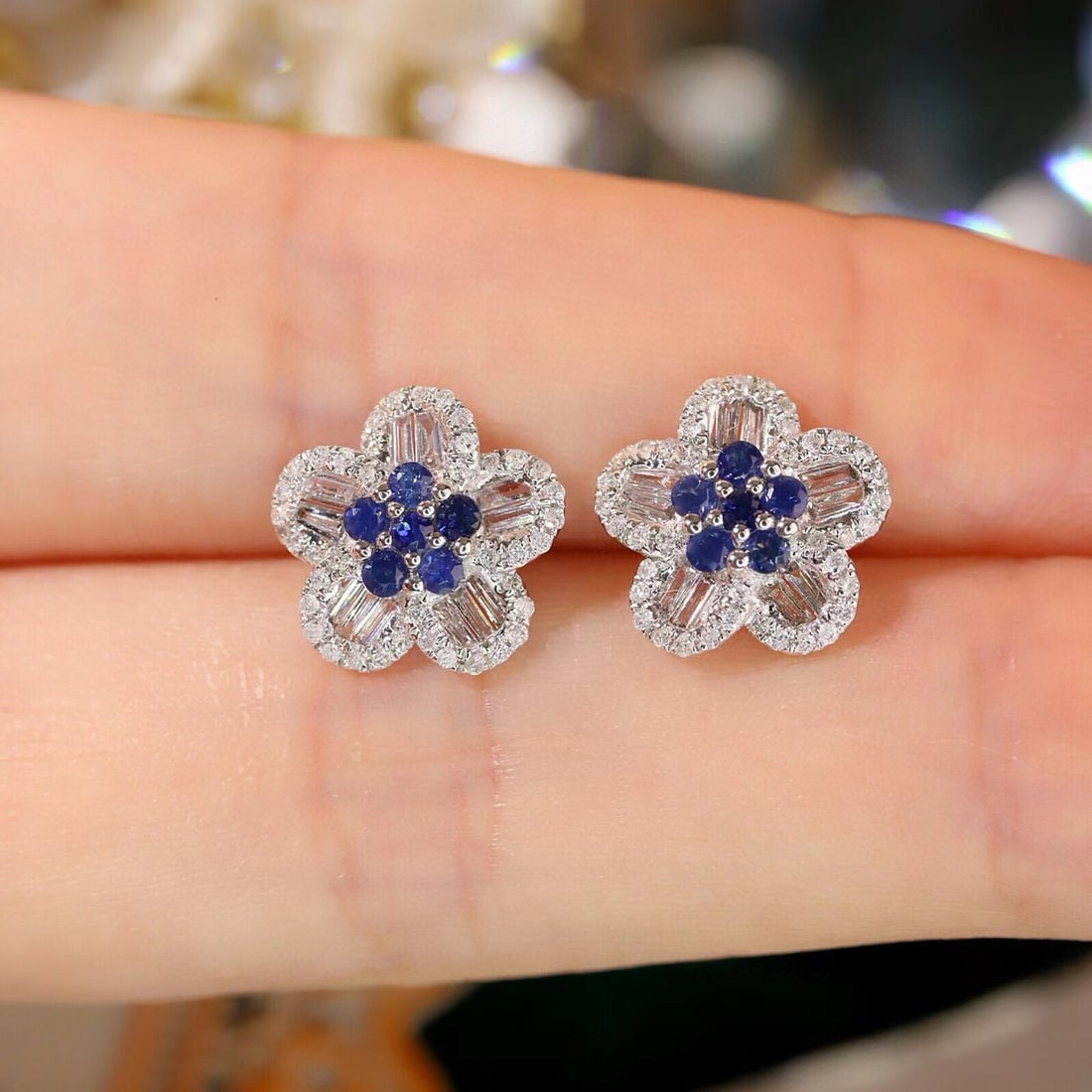 14k Gold 0.92 Ctw Natural Sapphire & Diamond Earrings - 6