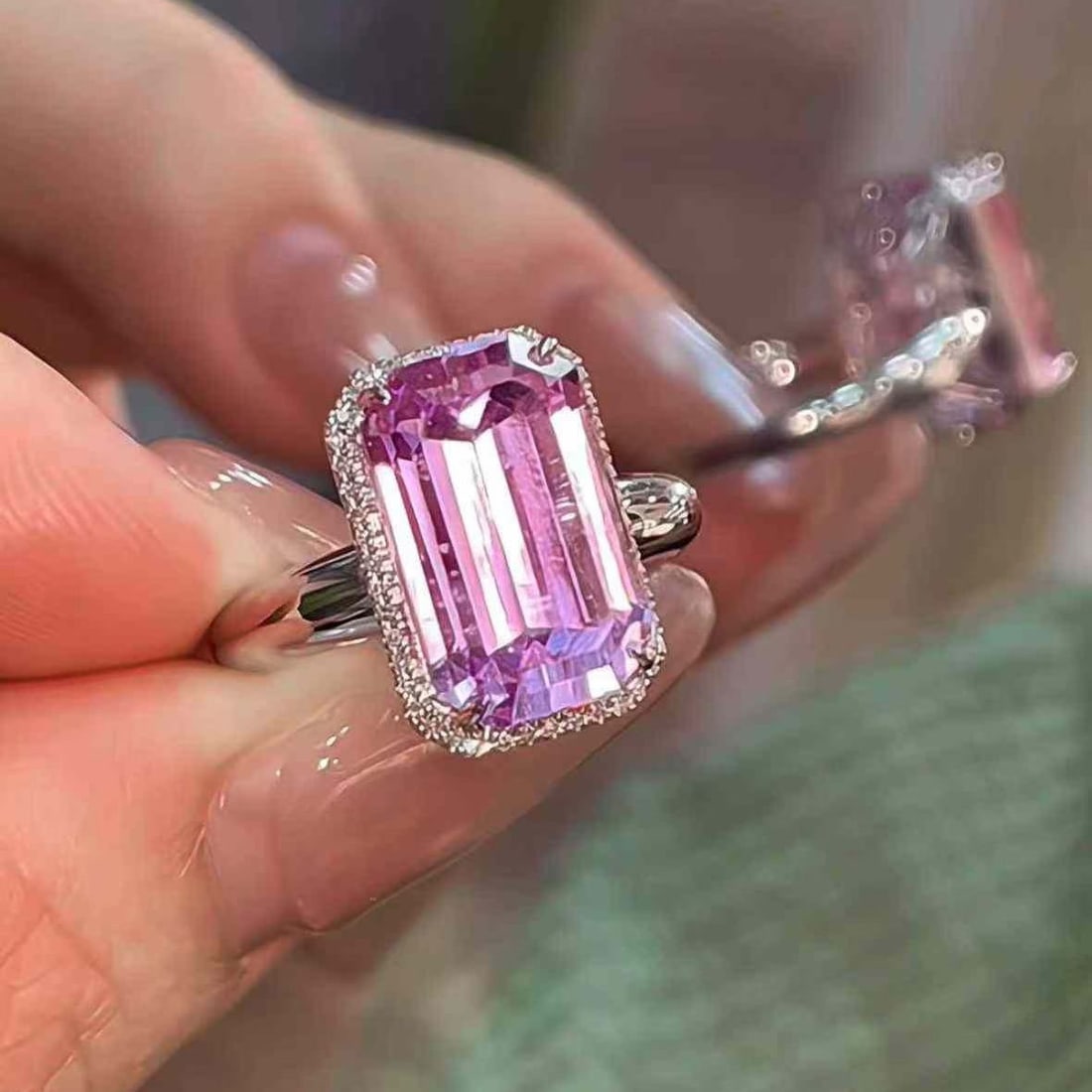 14k Gold 10.5 Ct Natural Kunzite & Diamond Ring - 3
