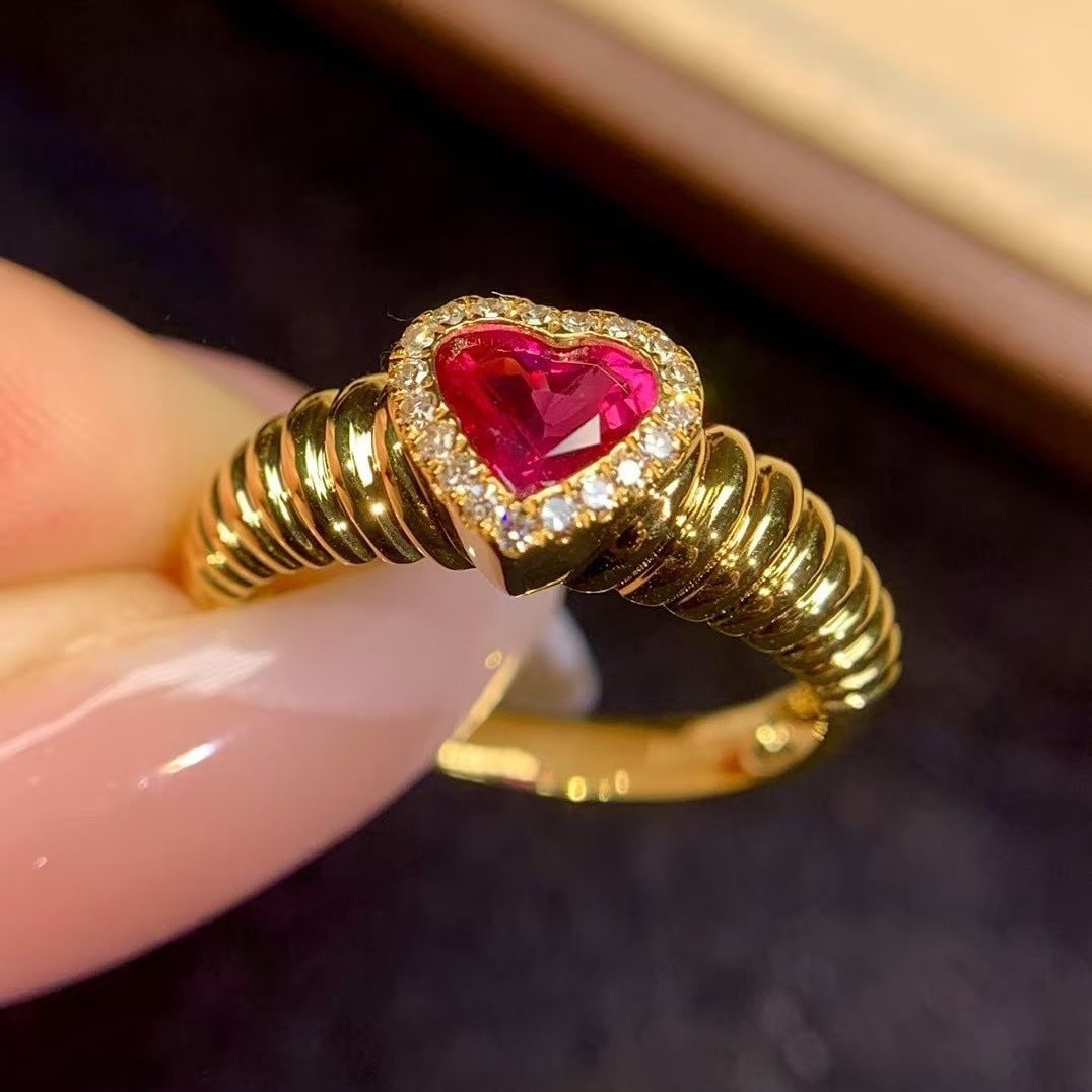 14k Gold 0.83 Ct Natural Ruby & Diamond Ring: Ref:231153171 // gold content:14k gold // ring size:7. 25us // // main gemstone:ruby // shape:heart // carat weight:0. 83ct // color:red // treatment:natural // // adjacent gemstone 2 : diamond //
