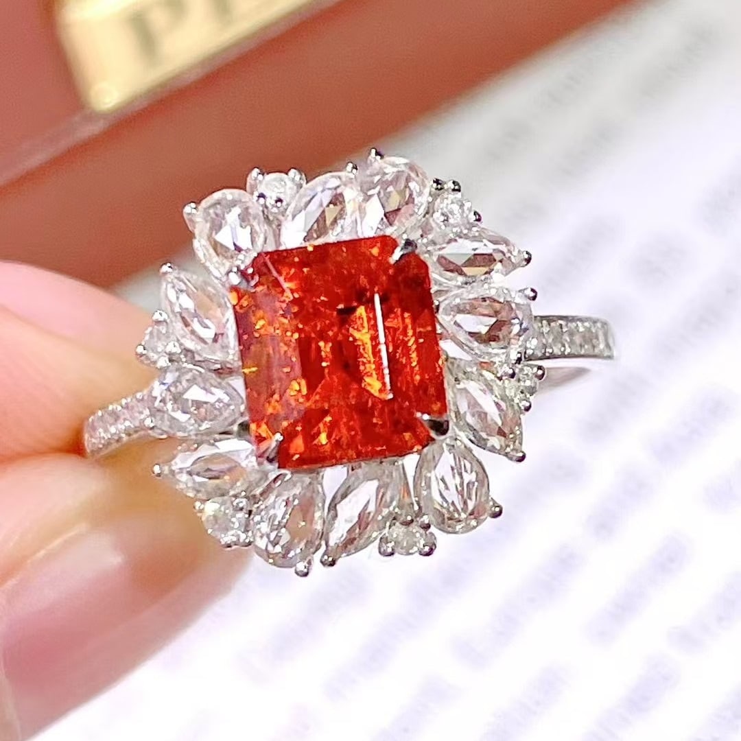 14k Gold 2.8 Ct Natural Spessartine & Diamond Ring: Ref:231153203 // gold content:14k gold // ring size:7. 25us // // main gemstone:spessartine // shape:octagonal // carat weight:2. 8ct // color:orange // treatment:natural // // adjacent gemstone 2 : d