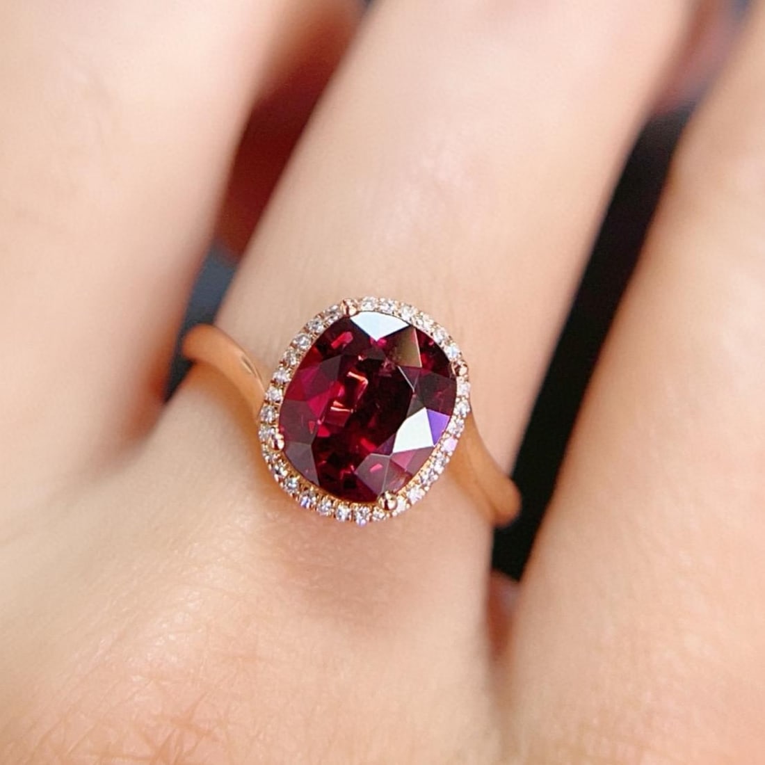 14k Gold 1.84 Ctw Natural Tourmaline & Diamond Ring: Ref:231153207 // gold content:14k gold // ring size:7. 25us // // main gemstone:tourmaline // shape:cushion // carat weight:1. 75ct // color:red // treatment:natural // // adjacent gemstone 2 :