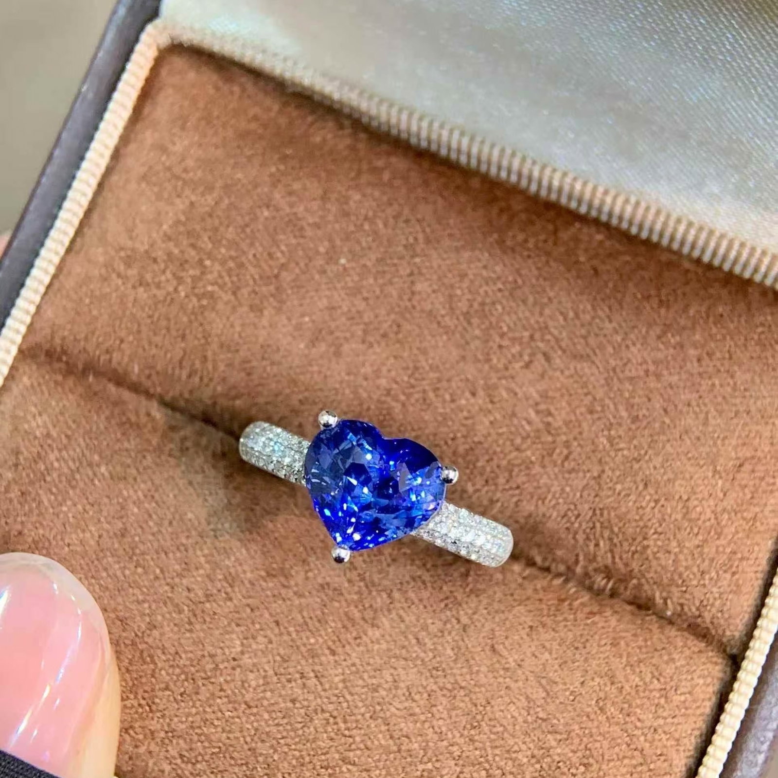 14k Gold 3.61 Ctw Natural Sapphire & Diamond Ring - 3