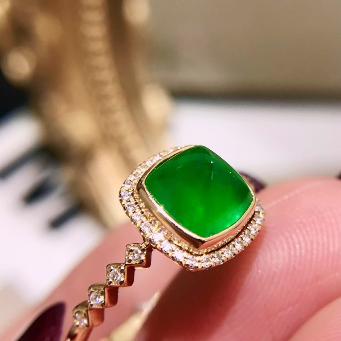 14k Gold 2 Ct Natural Emerald & Diamond Ring - 3