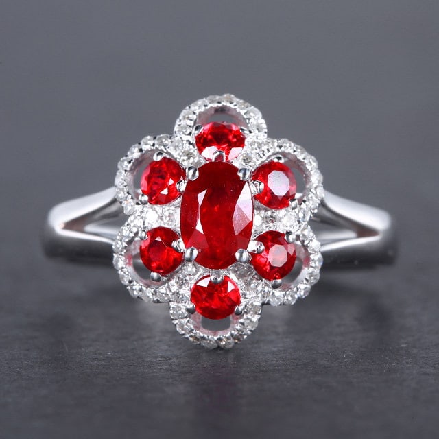 14k Gold 1.01 Ctw Natural Ruby & Ruby Ring: Ref:231153220 // gold content:14k gold // ring size:7. 25us // // main gemstone:ruby // shape:oval // carat weight:0. 55ct // color:red // treatment:natural // // adjacent gemstone 2 : ruby //