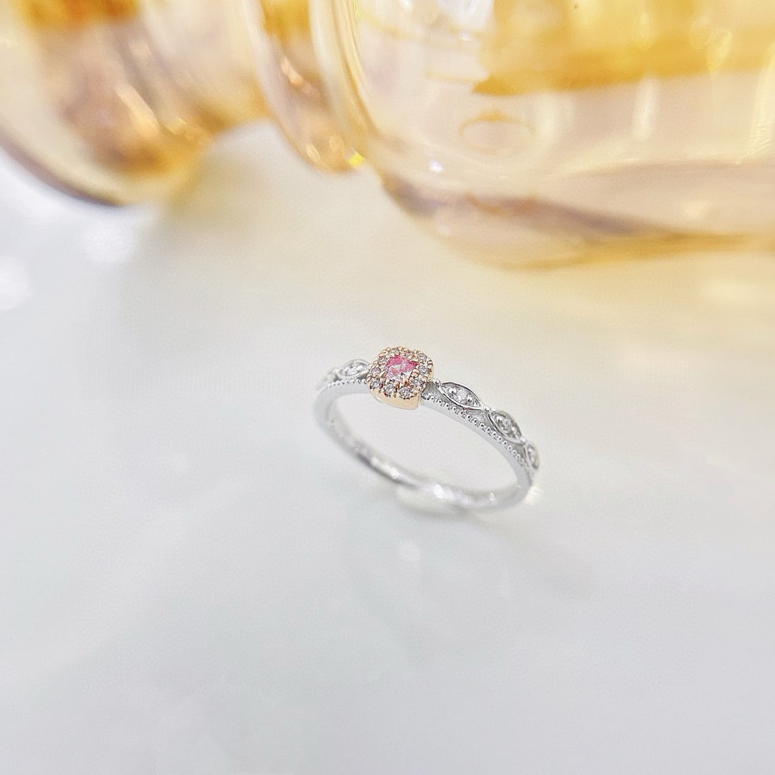14k Gold 0.14 Ctw Natural Pink Diamond & Diamond Ring - 3