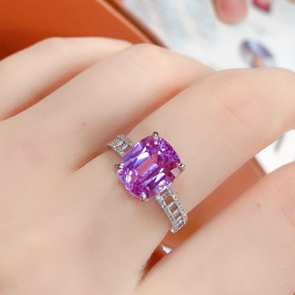 14k Gold 5.2 Ct Natural Kunzite & Diamond Ring: Ref:231153242 // gold content:14k gold // ring size:7. 25us // // main gemstone:kunzite // shape:cushion // carat weight:5. 2ct // color:purple // treatment:natural // // adjacent gemstone 2 : diamond