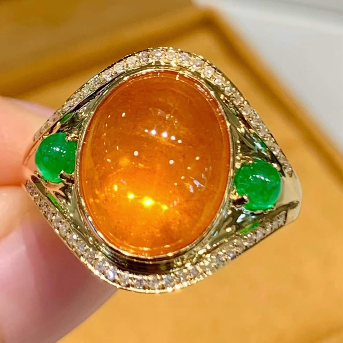 14k Gold 8.2 Ct Natural Spessartine & Diamond & Emerald Ring - 2