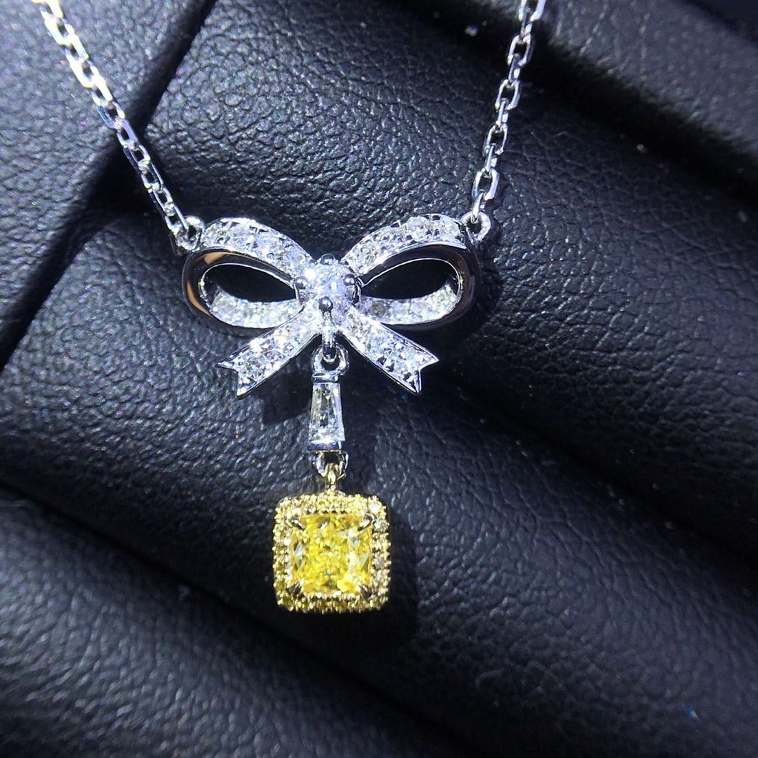 14k Gold 0.22 Ct Natural Yellow Diamond & Diamond Necklace - 2