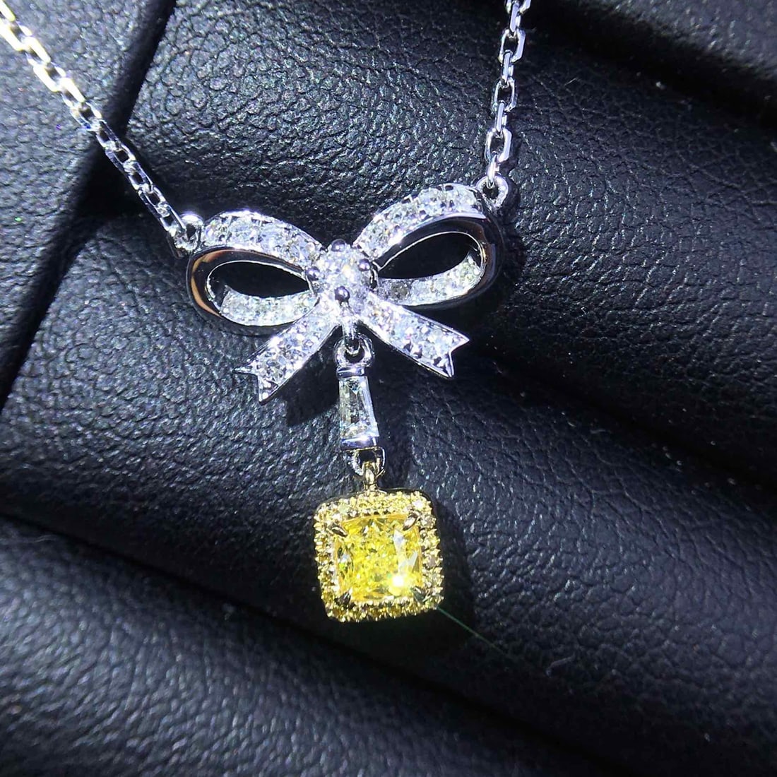 14k Gold 0.22 Ct Natural Yellow Diamond & Diamond Necklace - 4