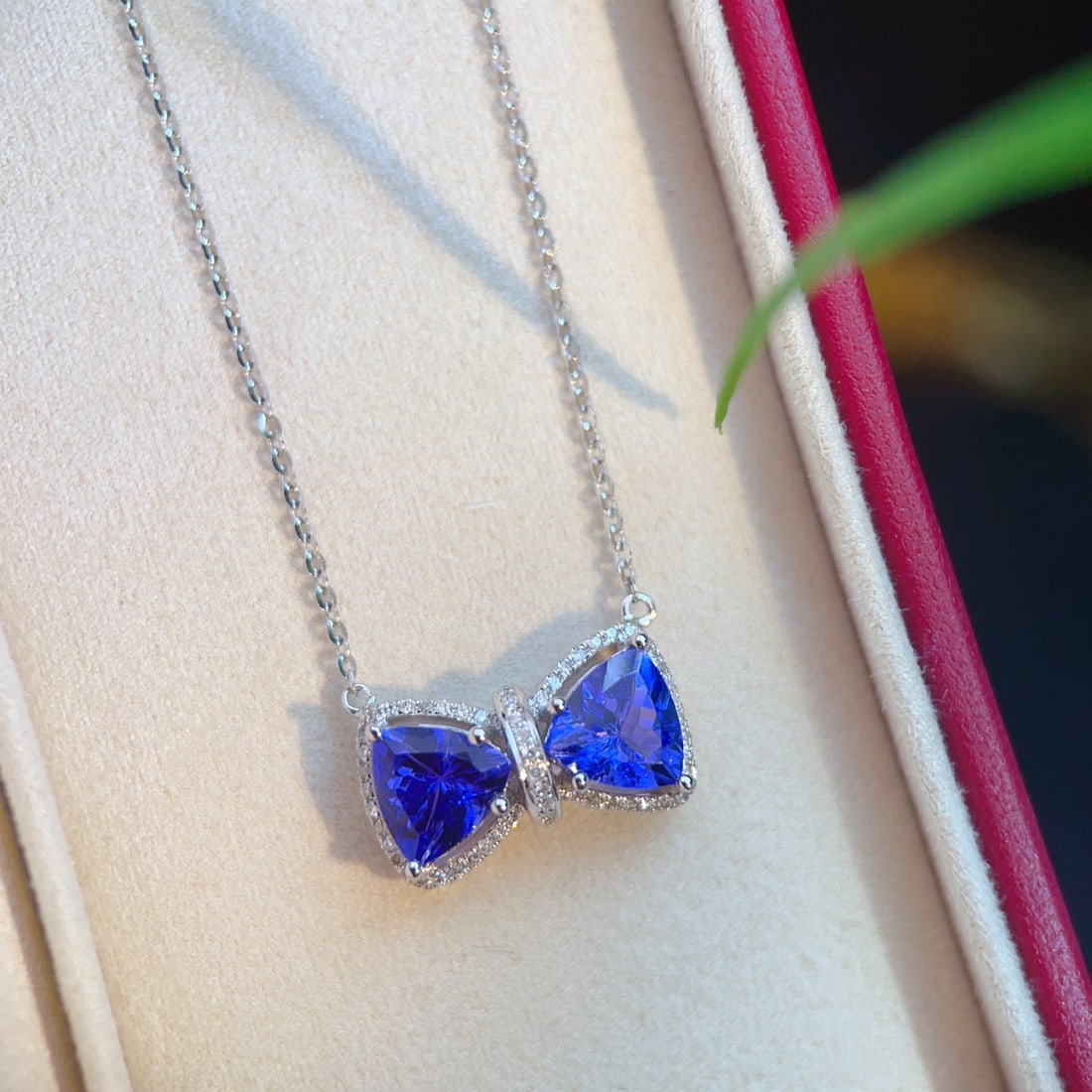 14k Gold 2.65 Ct Natural Tanzanite & Diamond Necklace - 3