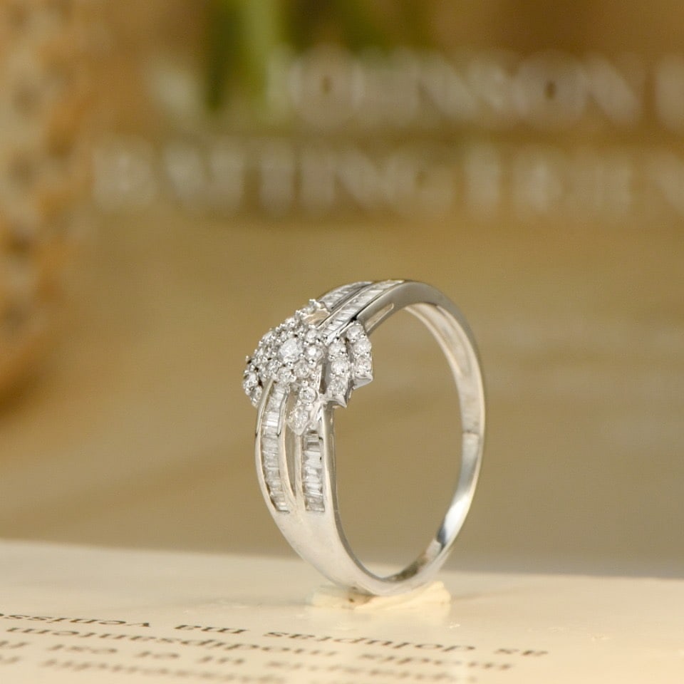 14k Gold 0.50 Ct Natural H Diamond Ring - 4