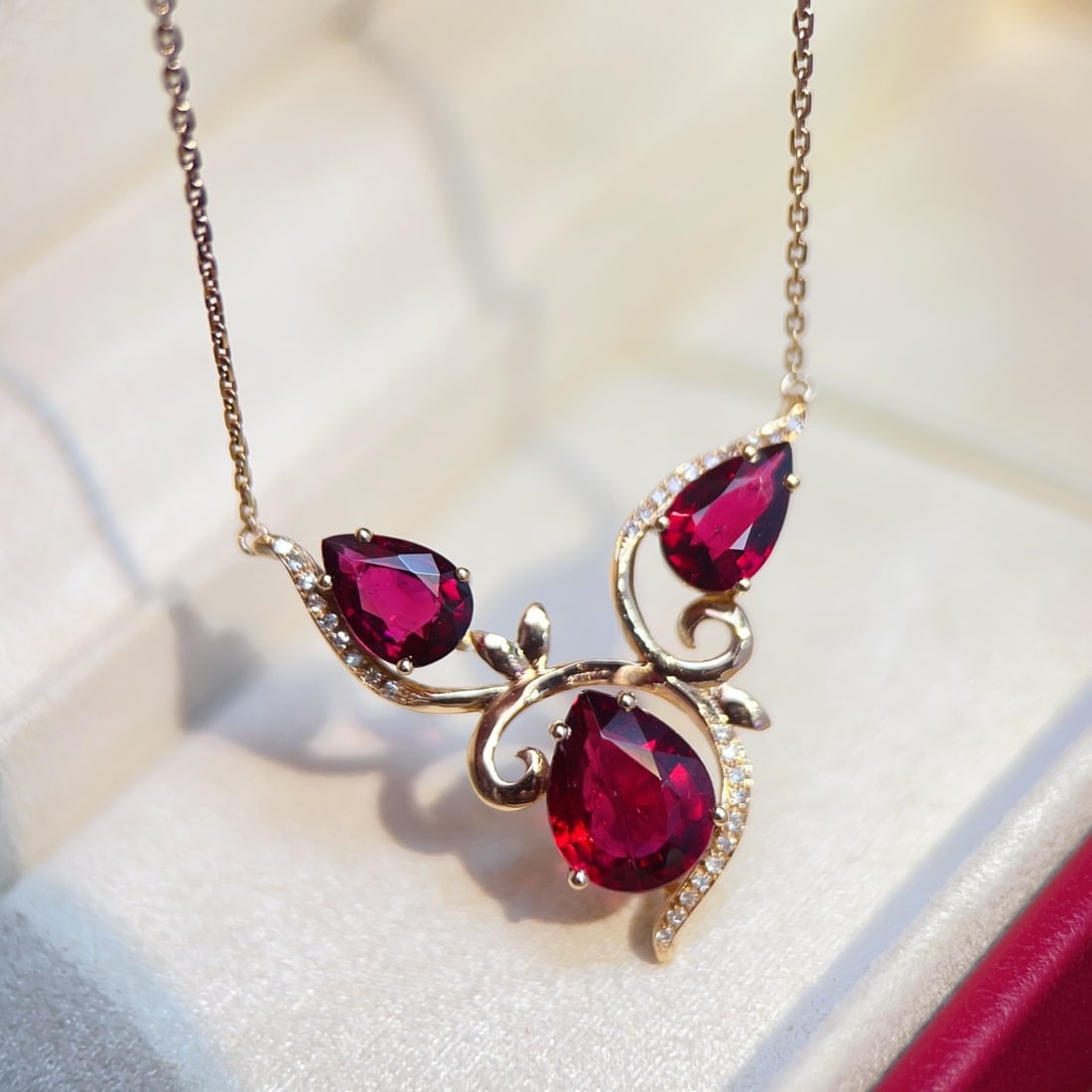 14k Gold 3.7 Ct Natural Tourmaline & Diamond Necklace - 3
