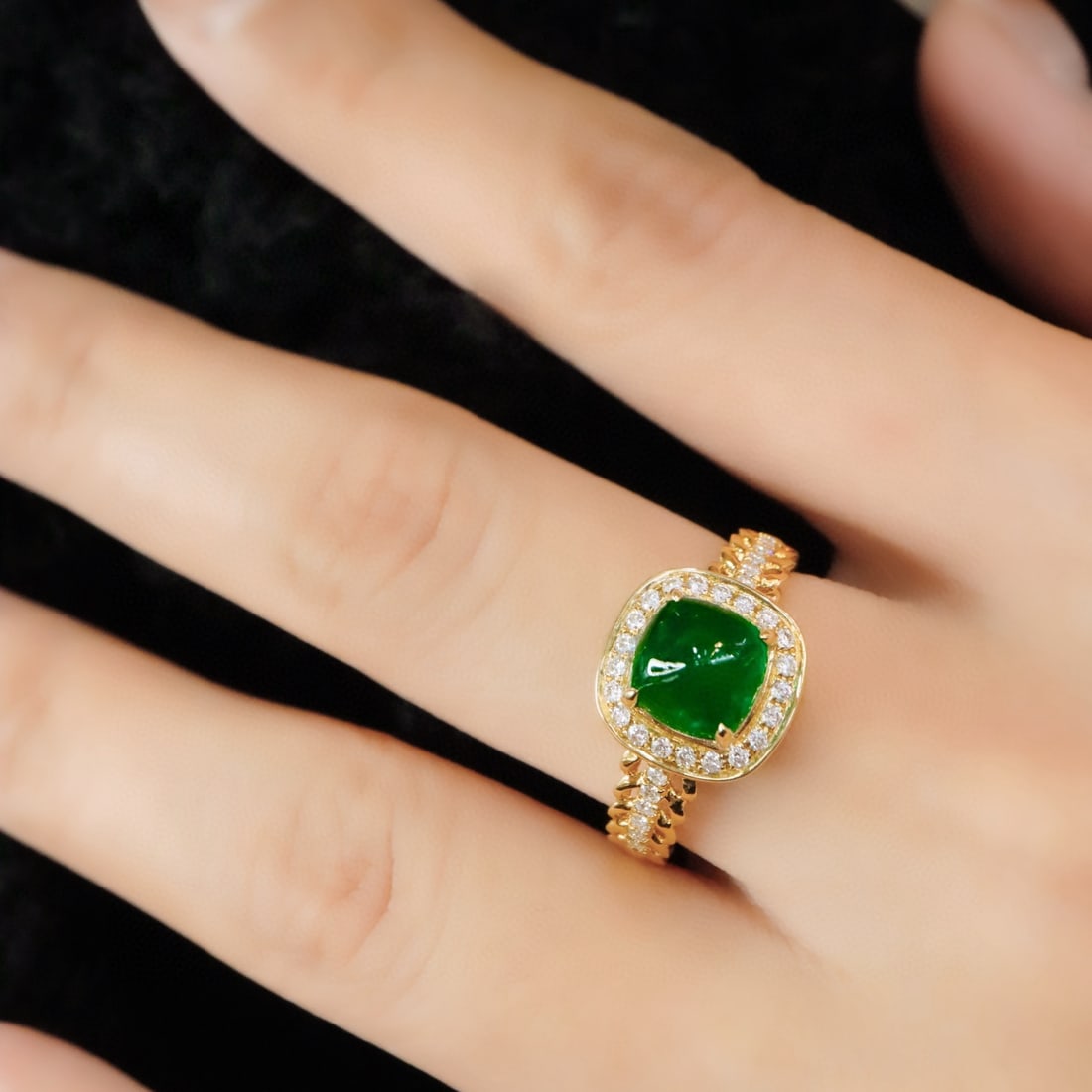 14k Gold 2.10 Ctw Vivid Green Natural Emerald & Diamond Ring - 5