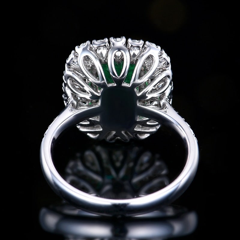 14k Gold 2.67 Ctw Vivid Green Natural Emerald & Diamond Ring - 4