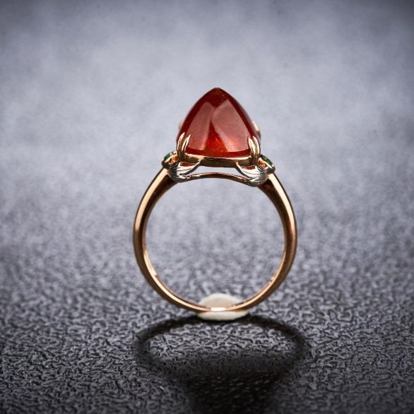 14k Gold 8.66 Ct Natural Spessartine & Tsavorite Ring: Ref:231154073 // gold content:14k gold // ring size:7. 25us // // main gemstone:spessartine // shape:sugar-loaf // carat weight:8. 66ct // color:orange // treatment:natural // // adjacent gemstone 2