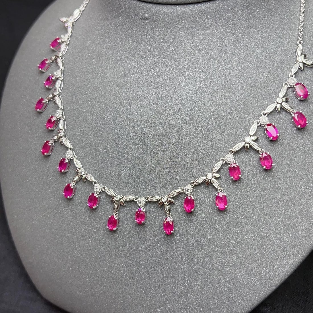 14k Gold 5.89 Ct Natural Ruby & Sapphire Necklace - 2