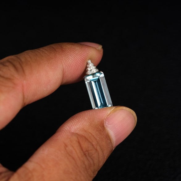14k Gold 3.59 Ct Natural Aquamarine & Diamond Pendant( Without Chain ) - 5