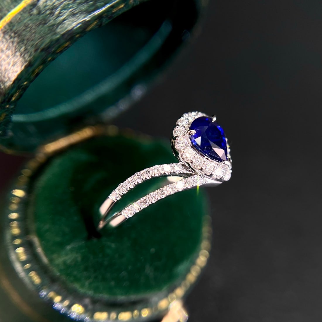 14k Gold 1.03 Ctw Natural Sapphire & Diamond Ring - 2
