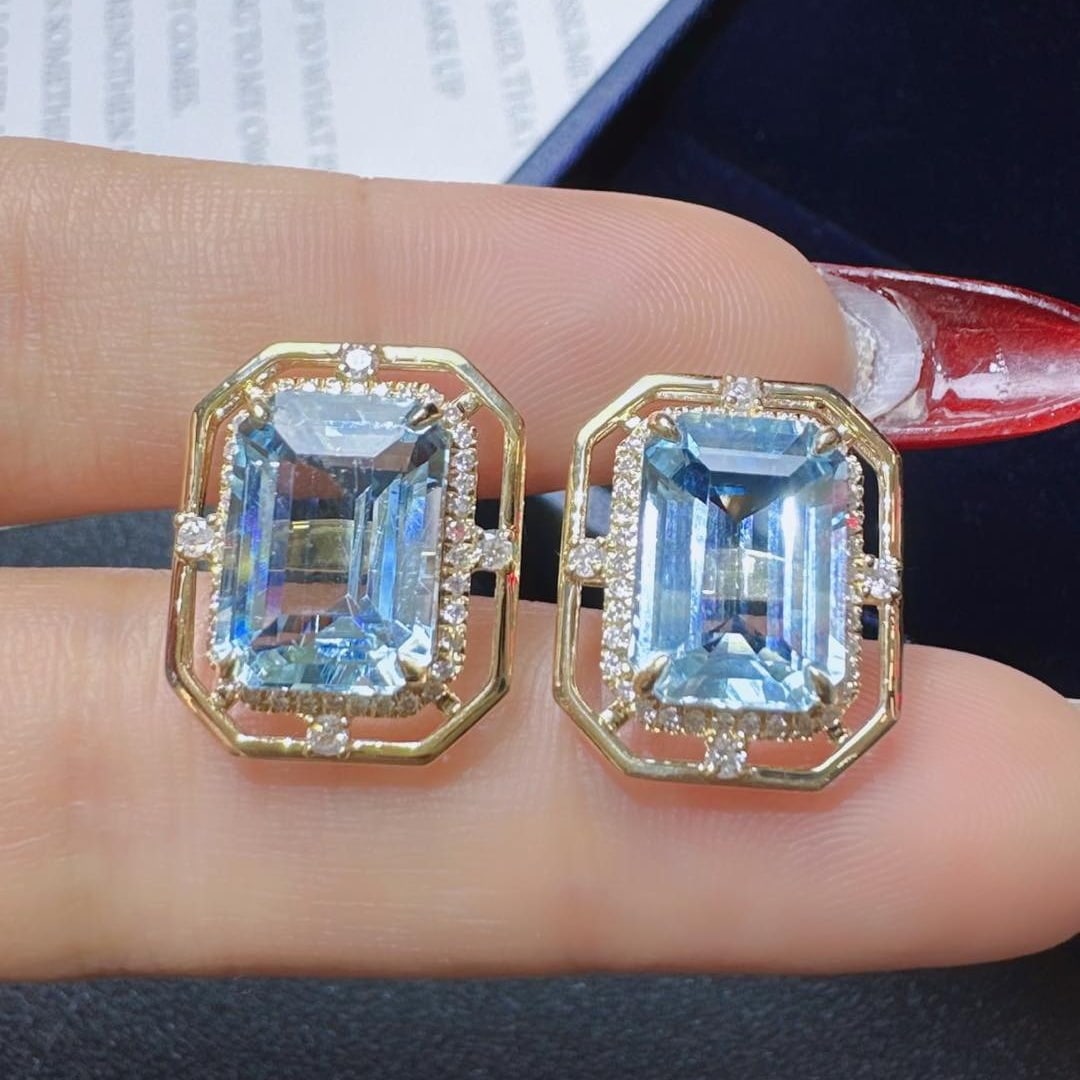 14k Gold 7.23 Ctw Natural Aquamarine & Diamond Earrings: Ref:231154142 // gold content:14k gold // main gemstone:aquamarine // shape:octagonal // carat weight:6. 88ct // color:blue // treatment:natural // // adjacent gemstone 2 : diamond // shape:round // c