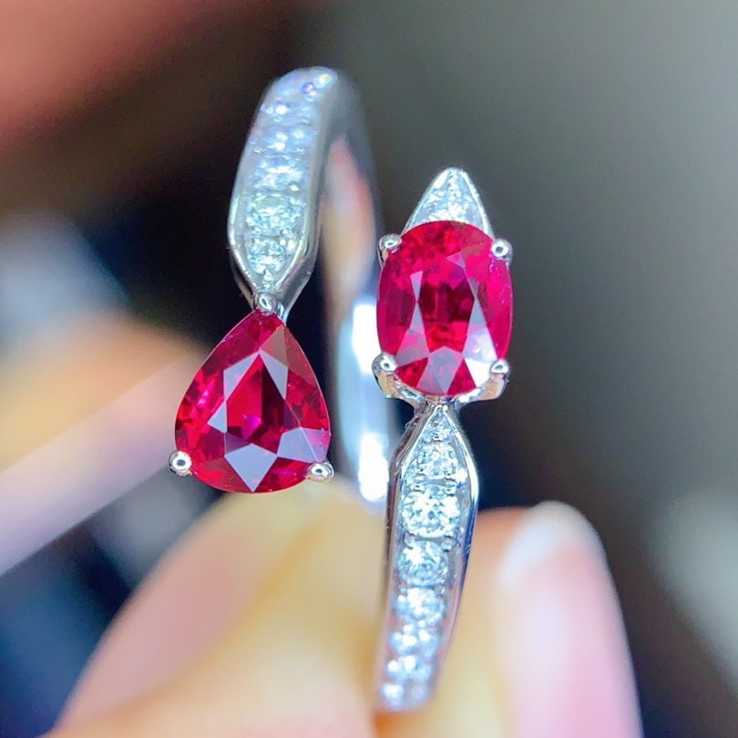 14k Gold 0.90 Ctw Natural Ruby & Diamond Ring - 3