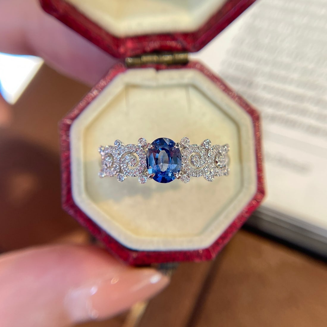 14k Gold 0.7 Ct Natural Sapphire & Diamond Ring: Ref:231154171 // gold content:14k gold // ring size:7. 25us // // main gemstone:sapphire // shape:oval // carat weight:0. 7ct // color:blue // treatment:natural // // adjacent gemstone 2 : diamond // 