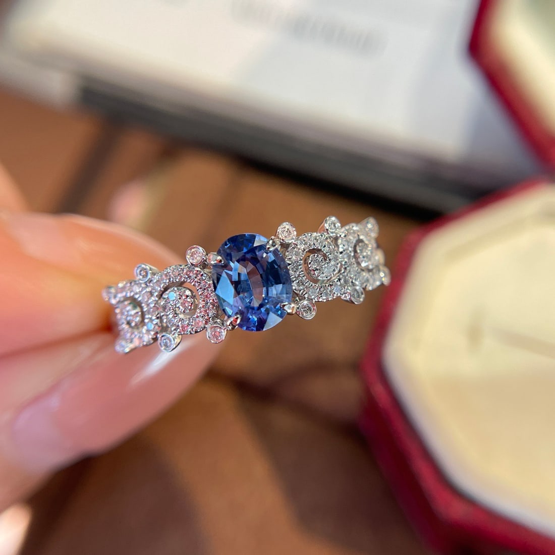 14k Gold 0.7 Ct Natural Sapphire & Diamond Ring - 2