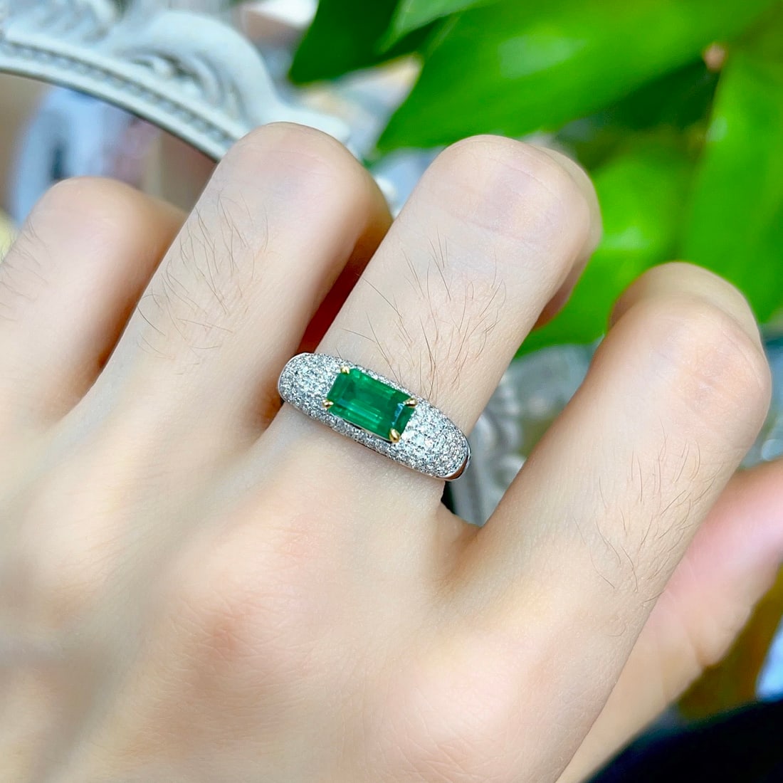 14k Gold 1.00 Ct Vivid Green Natural Emerald & Diamond Ring - 5