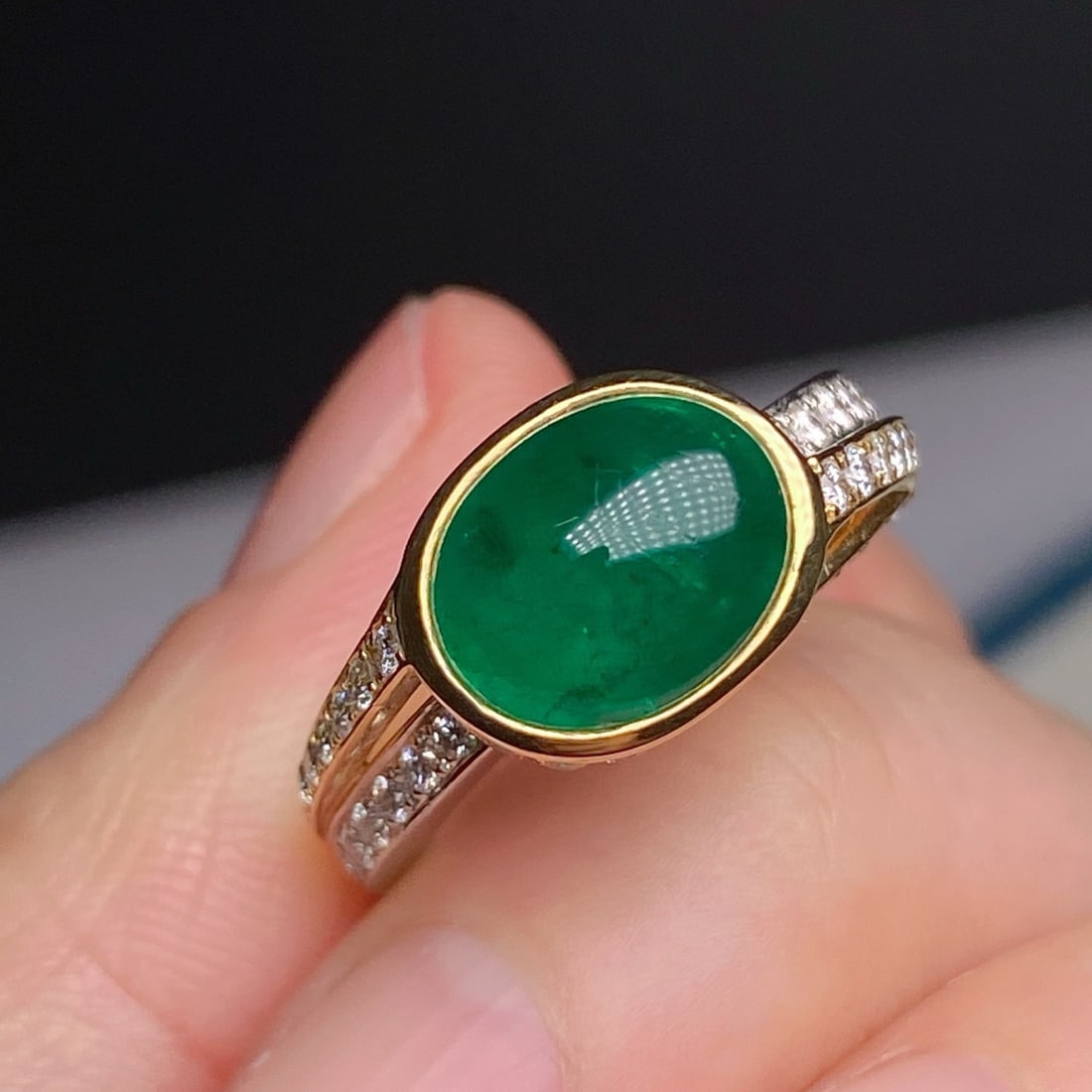 14k Gold 3.47 Ctw Natural Emerald & Diamond Ring - 2