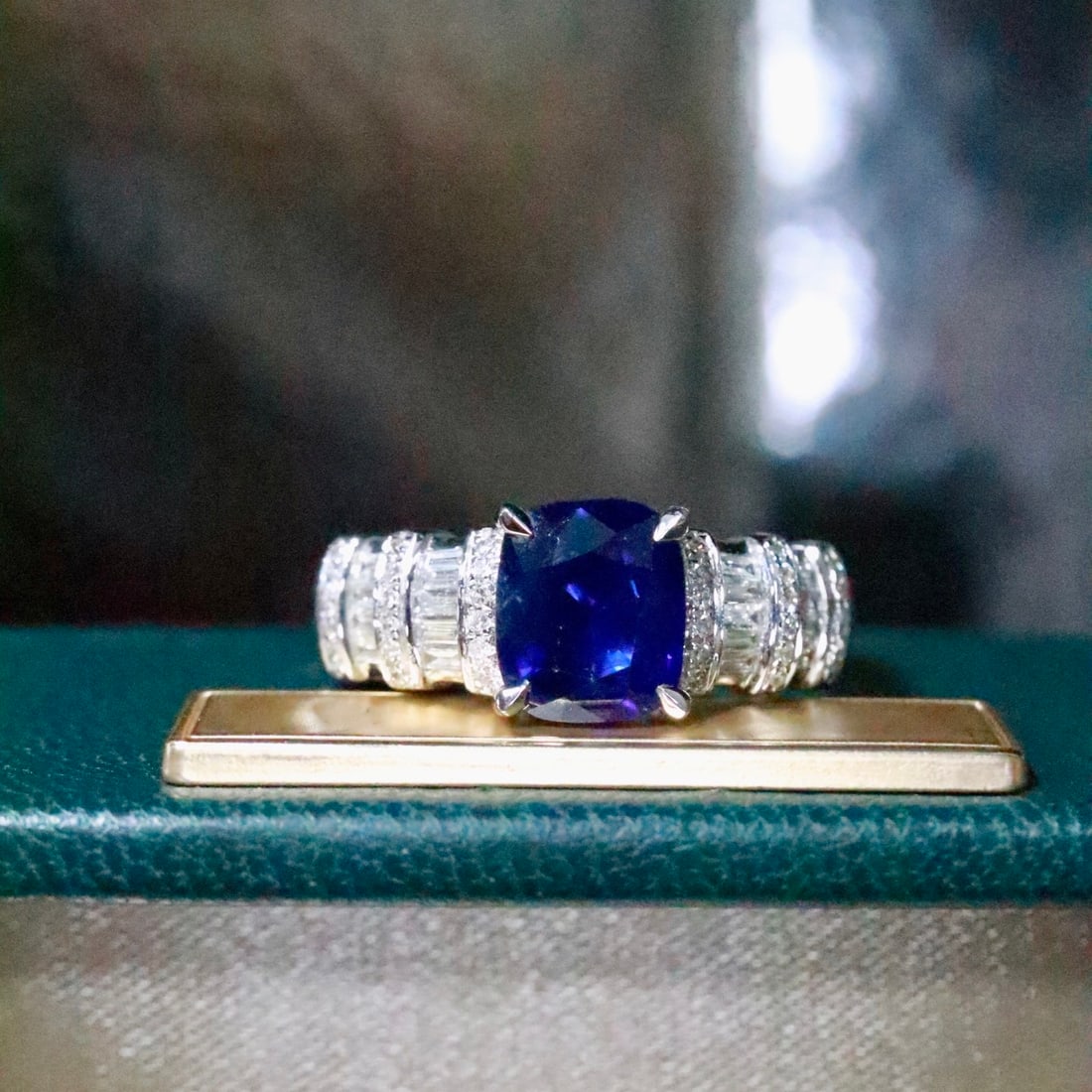 14k Gold 1.82 Ctw Natural Sapphire & Diamond Ring - 2