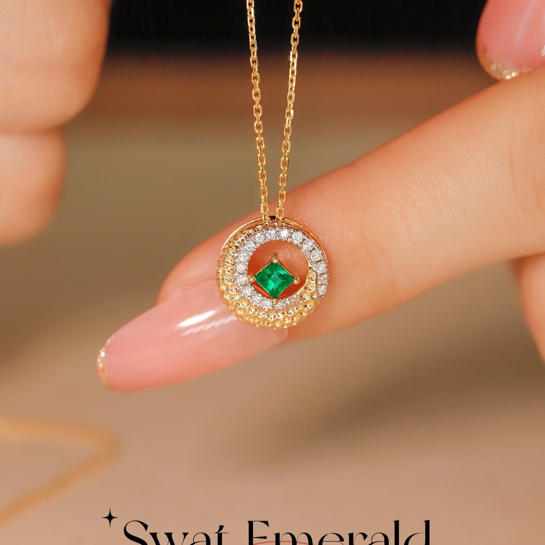 14k Gold 0.18 Ctw Natural Emerald & Diamond Necklace - 2